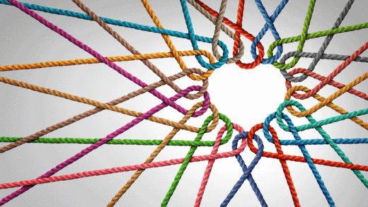 bunte Seile vernetzen sich zu einem Herzsymbol