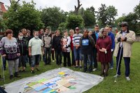 Gruppenbild der Werkstatträte und Vertreter aus ganz Thüringen. Rechts: Joachim leibiger mit Ministerin heike Werner.. Klick öffnet eine vergößerte Ansicht.