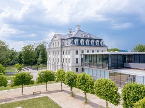 Gebäudeansicht der Dualen Hochschule Gera-Eisenach, Schloss Tinz Gera, Foto: Marcus Glahn