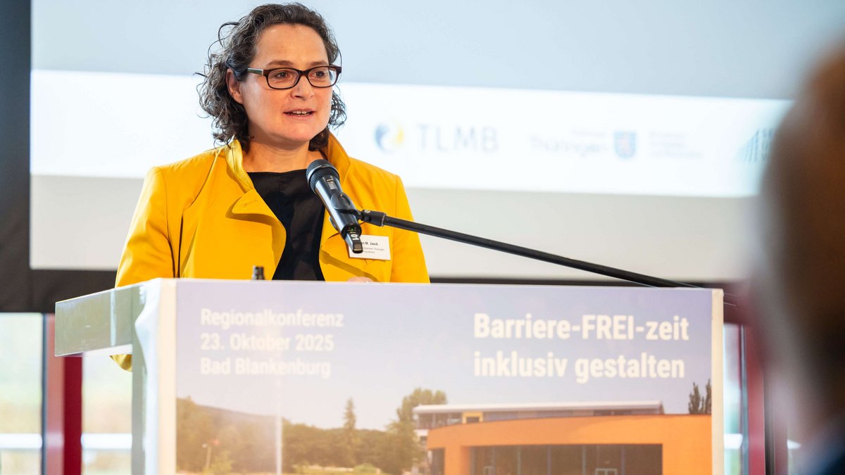 AKT-Präsidentin Ines M. Jauck